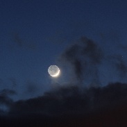 <font class="tempImageTitleThumbText">Moon Venus Mars</font><br>Al Meldrum<br>Feb 20 7:28pm<br>From Thriepmuir near Edinburgh