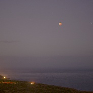 <font class="tempImageTitleThumbText">Total Lunar Eclipse Over East Oahu, Hawai</font><br>Alex Dzierba<br>Jan 21 11:33am<br>Honolulu, Hawaii