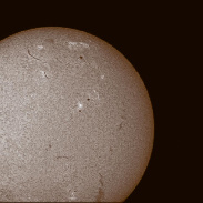 <font class="tempImageTitleThumbText">Solar Activity At Sundown </font><br>Allan Drummond<br>May 25 10:00pm<br>Dundee Scotland 