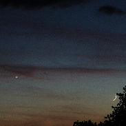 <font class="tempImageTitleThumbText">Jupiter, Venus, The Crescent Moon And Mer</font><br>Andrea Garcia<br>Jun 16 10:07pm<br>Frankfurt am Main, Schwanheimer
