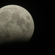 <font class="tempImageTitleThumbText">Lunar Eclipse</font><br>Andreas Walker<br>Oct 30 6:45pm<br>Rorschacherberg, Switzerland, E
