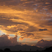 <font class="tempImageTitleThumbText">Clouds</font><br>Annie D<br>Aug 14 4:50am<br>Las Vegas NV