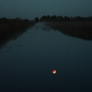 <font class="tempImageTitleThumbText">Oct. 8 Lunar Eclipse</font><br>Art Stevenson<br>Oct 9 12:07am<br>Clear skies for the entire ecli