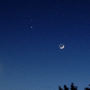 <font class="tempImageTitleThumbText">Mars, Venus And Moon Conjunction</font><br>Artur AMBROZIAK<br>Feb 20 8:28pm<br>Clydebank (Scotland)
