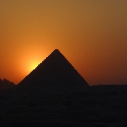 <font class="tempImageTitleThumbText">Sunset Over The Pyramids</font><br>Aymen Ibrahem<br>Nov 2 3:41am<br>Giza, Egypt