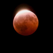 <font class="tempImageTitleThumbText">96% Lunar Eclipse</font><br>Chris Brown<br>Sep 9 1:38am<br>Santa Fe, NM USA