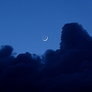 <font class="tempImageTitleThumbText">Moon & Venus</font><br>Christophe Stolz<br>May 18 10:30pm<br>Faoug, Switzerland