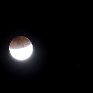 <font class="tempImageTitleThumbText">Lunar Eclipse</font><br>Chuck Hunt<br>Oct 8 12:22pm<br>Brook Park, Ohio