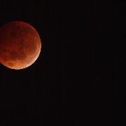 <font class="tempImageTitleThumbText">Lunar Eclipse</font><br>Chuck Taricska<br>Oct 8 12:34pm<br>East Lansing, Michigan