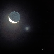 <font class="tempImageTitleThumbText">Moon And Venus Encounter</font><br>Daisuke Tomiyasu<br>Jan 1 11:07pm<br>Higashinada-ku, Kobe, Hyogo, Ja