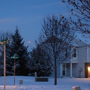 <font class="tempImageTitleThumbText">Lunar Eclipse</font><br>Daniel Ethier<br>Jan 31 3:45pm<br>Woodbury