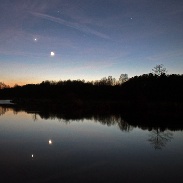 <font class="tempImageTitleThumbText">Moon Wenus & Mars</font><br>Darek Dorosz<br>Feb 20 6:42pm<br>Tomaszów Maz, Poland.