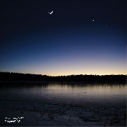 <font class="tempImageTitleThumbText">Moon, Venus, And Mars</font><br>David Blanchard<br>Feb 1 4:31pm<br>Flagstaff, AZ