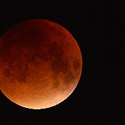 <font class="tempImageTitleThumbText">Lunar Eclipse</font><br>Deepak Dembla<br>Sep 29 9:39pm<br>London
