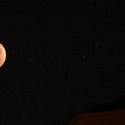 <font class="tempImageTitleThumbText">Total Lunar Eclipse</font><br>Desmond Jeff<br>Oct 9 10:03pm<br>Pearland, TX, USA