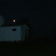 <font class="tempImageTitleThumbText">Lunar Eclipse</font><br>Douglas Kostyk<br>Oct 8 2:37pm<br>Lunar Eclipse over large dome a
