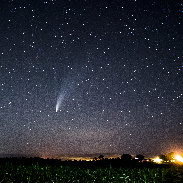 <font class="tempImageTitleThumbText">Comet Neowise</font><br>Duane Clausen<br>Jul 22 2:38pm<br>Menominee MI