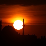 <font class="tempImageTitleThumbText">Sunset In Istanbul</font><br>Ender Gökçebay<br>Jul 20 6:37am<br>Istanbul/Türkiye