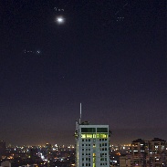 <font class="tempImageTitleThumbText">Close Pairing Of Moon And Venus</font><br>erika valdueza<br>Dec 6 11:30am<br>Quezon City, Philippines
