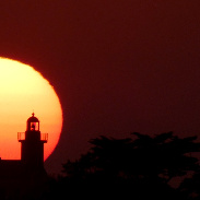 <font class="tempImageTitleThumbText">Solar Eclipse</font><br>Feldmann Jean-Baptiste<br>Aug 13 8:28am<br>Saint-Jean-de-Luz, France