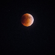 <font class="tempImageTitleThumbText">Total Lunar Eclipse</font><br>Felix Zai<br>May 16 4:56am<br>Toronto, Ontario, Canada