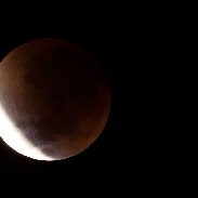 <font class="tempImageTitleThumbText">Total Lunar Eclipse</font><br>Ferdinando Maria<br>Feb 13 4:05pm<br>Ercolano, Naples, Italy