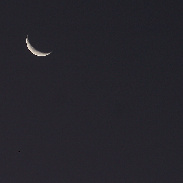 <font class="tempImageTitleThumbText">Moon And Venus</font><br>Francisco Javier Tovar<br>Jan 3 11:53pm<br>Maceió, Alagoas, Brazil.