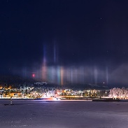 <font class="tempImageTitleThumbText">Total Lunar Eclipse And Light Pillars</font><br>Göran Strand<br>Jan 21 9:40am<br>Frösön, Sweden