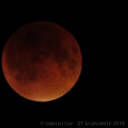 <font class="tempImageTitleThumbText">Super Lunar Eclipse</font><br>Gabriel Cyr<br>Sep 28 4:54pm<br>St-Elzear, Quebec, Canada