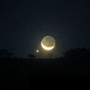 <font class="tempImageTitleThumbText">Moon-Venus Conjuction</font><br>Gabriel Hickel<br>Jun 18 12:44pm<br>Piranguinho, Minas Gerais, Braz