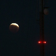<font class="tempImageTitleThumbText">LUNAR ECLIPSE</font><br>Gabriel Luna<br>Jul 10 1:06am<br>Griffith Observatory