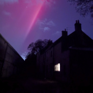 <font class="tempImageTitleThumbText">Bright Red Aurora Over Half The Sky</font><br>Gary Scott <br>Nov 12 4:54am<br>Fife, Scotland 