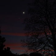 <font class="tempImageTitleThumbText">Venus-Saturn Conjunction</font><br>Geir T. Birkeland Øye<br>Jan 18 6:26pm<br>Ørsta, Norway