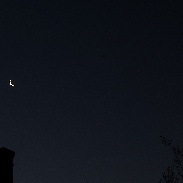 <font class="tempImageTitleThumbText">Venus, Moon, & Jupiter</font><br>Geoff Chester<br>Jan 31 4:48pm<br>Alexandria, Virginia, USA