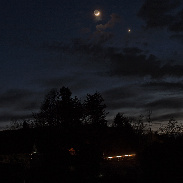 <font class="tempImageTitleThumbText">Moon Between Jupiter And Venus</font><br>Georg Klingersberger<br>Feb 22 8:37pm<br>Kobernaußen Upper Austria