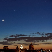 <font class="tempImageTitleThumbText">Moon-Venus Conjunction</font><br>Gianluca Masi<br>May 18 12:26am<br>Rome