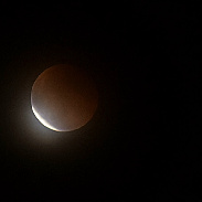 <font class="tempImageTitleThumbText">Total Lunar Eclipse</font><br>Giovanni Barbieri <br>Sep 8 7:36am<br>Bonefro Italy 