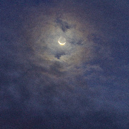 <font class="tempImageTitleThumbText">Lunar Corona At Dawn </font><br>Giovanni Passalacqua <br>Oct 7 6:12am<br>Ragusa -Sicily -italy 