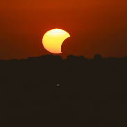 <font class="tempImageTitleThumbText">Partial Eclipse Italy Sicily Ragusa </font><br>Giovanni Passalacqua <br>Aug 12 8:25pm<br>Ragusa -Sicily -italy 