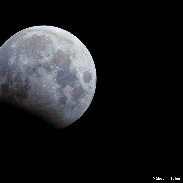 <font class="tempImageTitleThumbText">Lunar Eclipse</font><br>Giovanni Soligo<br>Oct 28 9:16pm<br>Formia (LT), Italy