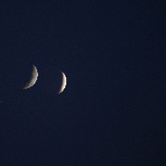 <font class="tempImageTitleThumbText">Moon Eclipse</font><br>Giuseppe Pappa<br>Aug 28 4:37am<br>Pedara,Sicily,Italy