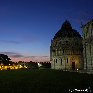 <font class="tempImageTitleThumbText">Moon Venus Mars Conjunction Over Miracle </font><br>Giuseppe Petricca<br>Feb 20 8:18pm<br>Pisa, Tuscany, Italy