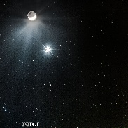 <font class="tempImageTitleThumbText">Moon, Venus, Comet Catalina</font><br>Greg Hogan<br>Dec 7 7:48pm<br>Kathleen, GA, USA
