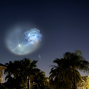 <font class="tempImageTitleThumbText">Space X Exhaust Plume </font><br>Gregory Shanos<br>Oct 13 4:13pm<br>Sarasota, Florida