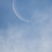 <font class="tempImageTitleThumbText">Venus Occultation By The Moon (or Rather </font><br>Gwenael Blanck<br>Nov 9 2:33pm<br>Boulogne Billancourt, France