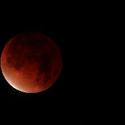 <font class="tempImageTitleThumbText">Total Lunar Eclipse</font><br>Heiko Ulbricht<br>Sep 27 12:37pm<br>Radebeul, Saxony, Germany