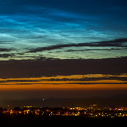 <font class="tempImageTitleThumbText">Noctilucent Clouds Vs. Tropospheric Cloud</font><br>Heiko Ulbricht<br>Jul 9 2:53am<br>Lerchenberg hill near Börnchen