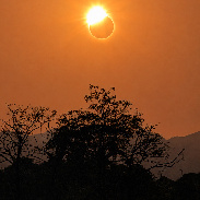 <font class="tempImageTitleThumbText">Total Solar Eclipse</font><br>Jacek Drążkowski<br>Aug 17 7:51pm<br>Reus, Spain