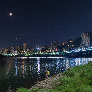 <font class="tempImageTitleThumbText">Moon, Venus And Jupiter Conjunction </font><br>Jeff Dai<br>Aug 19 9:37pm<br>Chongqing,China