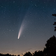 <font class="tempImageTitleThumbText">Comet Neowise</font><br>Jo Hilpert<br>Jul 19 3:44pm<br>Muenster 